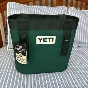 Yeti Camino Carryall Tote 20 ~ Black Forest Green ~ BNNU